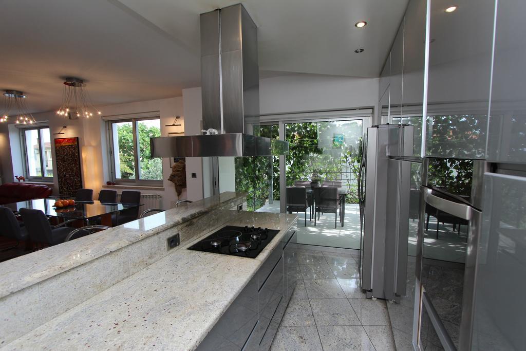 Apartment Lycia Rovinj Quarto foto